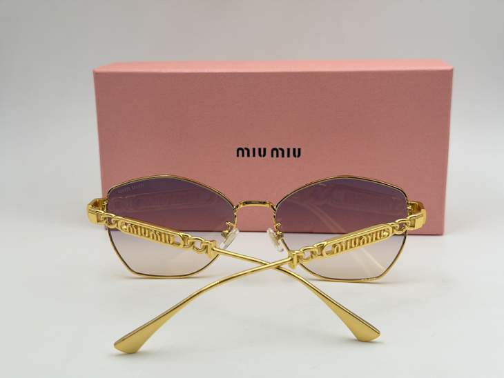 Picture of Miu Miu Sunglasses _SKUfw80879621fw